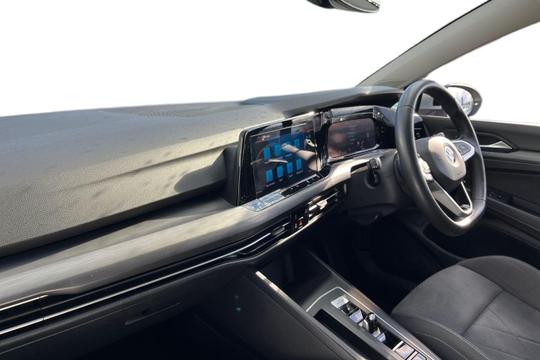 Volkswagen Golf Photo autoimg-a98c3f8185217b383fda5273f09ea6ac5cc6a9ec.jpg