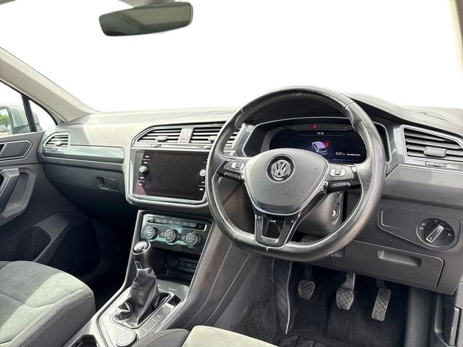 Volkswagen Tiguan Photo 6