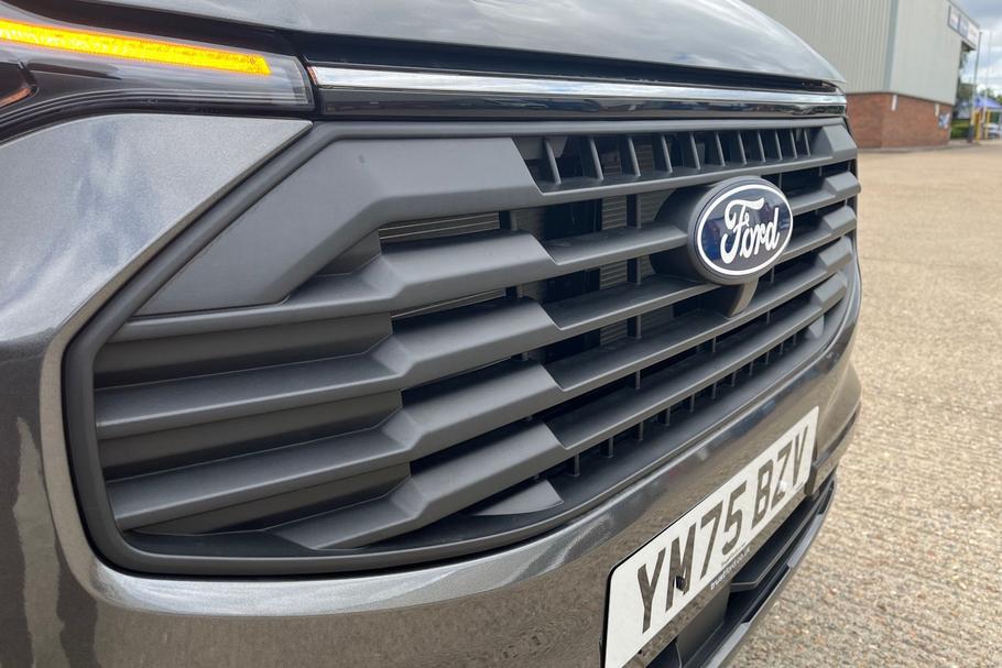 Used Ford TRANSIT CUSTOM YM75BZV 38