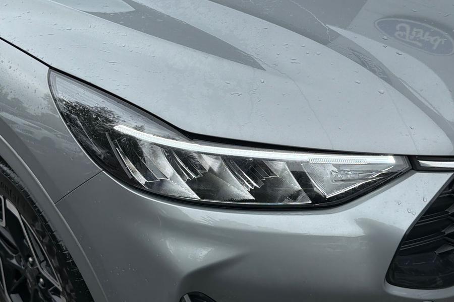 Ford Kuga Photo autoimg-a98e4a9619e18d4a25d63696e68b90680adb2cb7.jpg