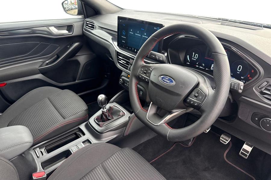FORD FOCUS Photo autoimg-a98ec9099e90ad3dae8d4726dabe6bef7e94c0fc.jpg