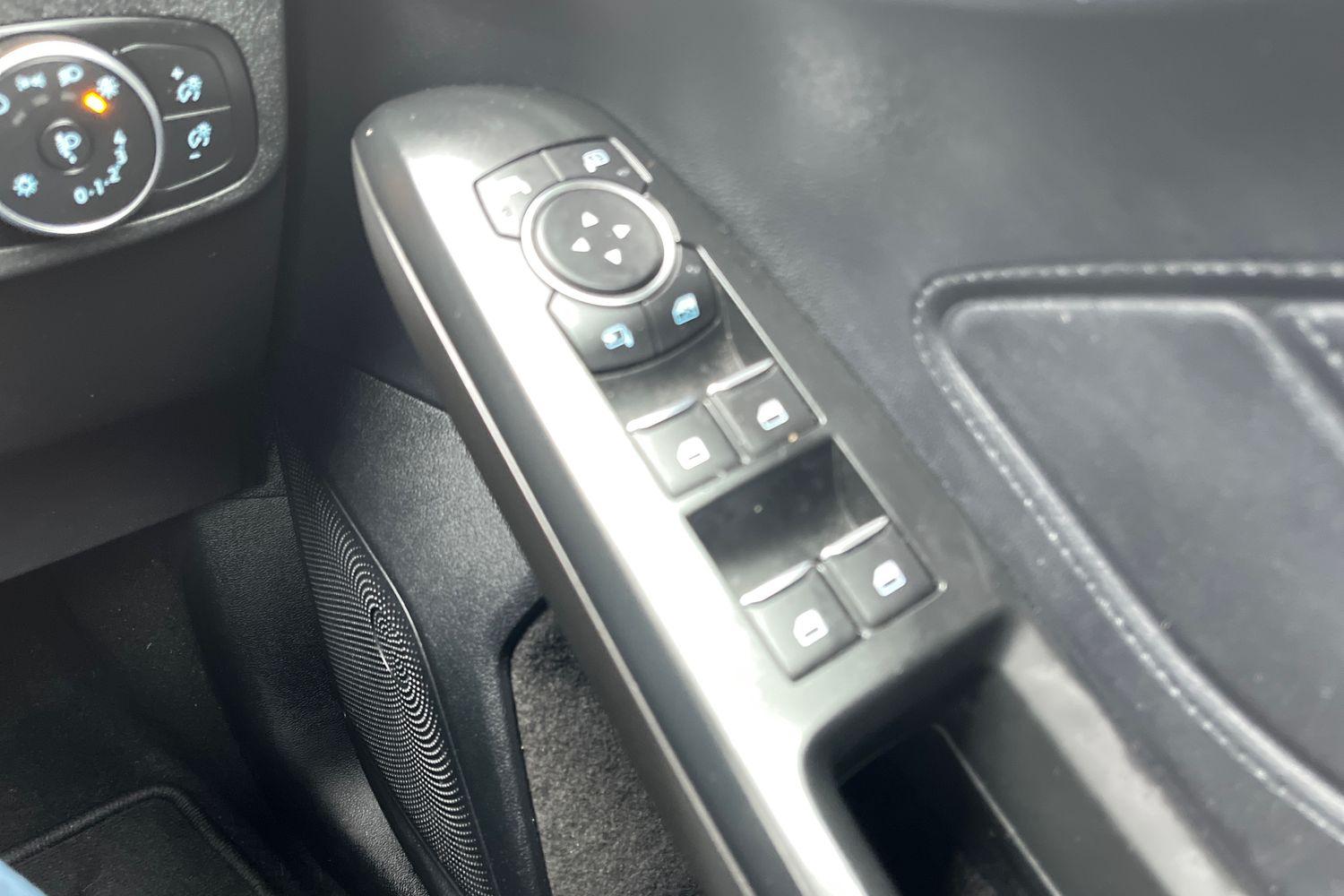 Ford FOCUS Photo 15