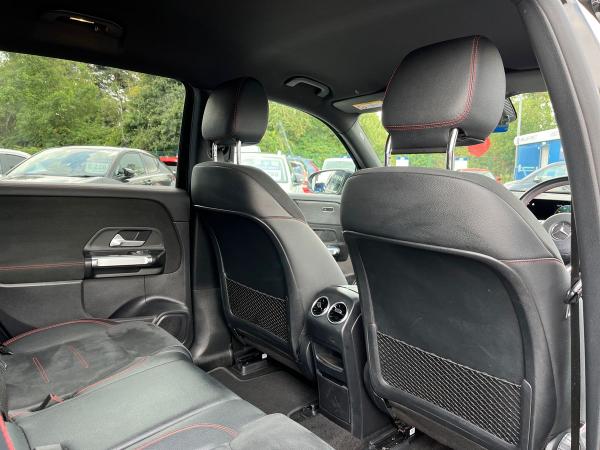 Mercedes-Benz EQB Photo autoimg-a99292911ac6b924518bb7346bc9d1f757aac146.jpg
