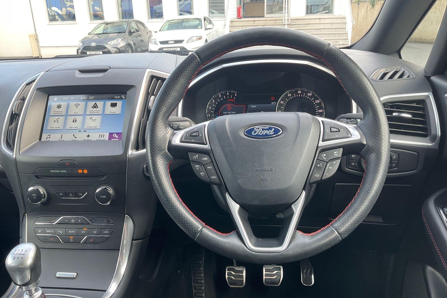 Ford S-MAX Photo 11