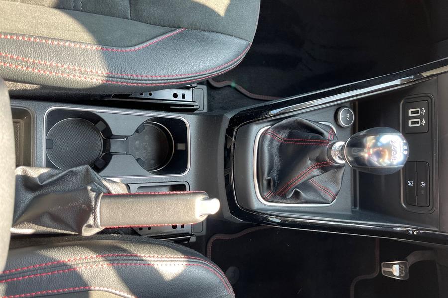 Ford ECOSPORT Photo autoimg-a993858aaae0546dcc46f0dbb7e06178b7a5788d.jpg