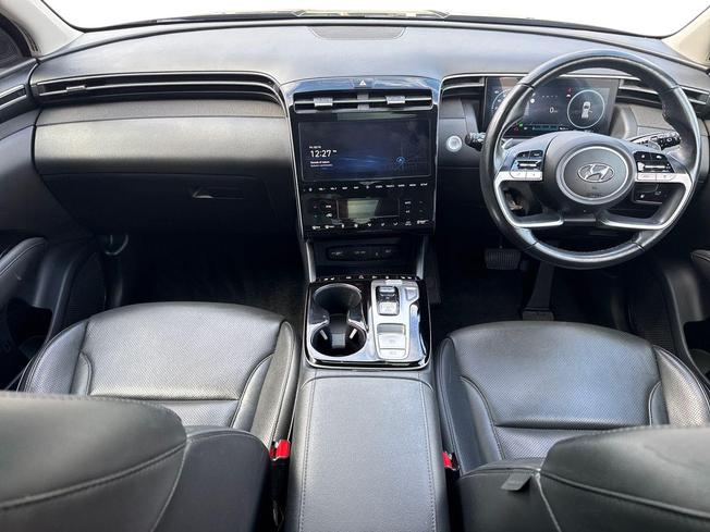 HYUNDAI TUCSON Photo 10