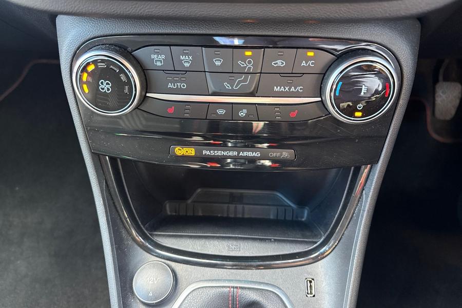 Ford PUMA Photo autoimg-a9966110dadee6b3571a514bab66f15514f134d4.jpg