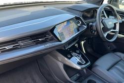 AUDI Q4 E-Tron Photo 2