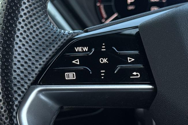 AUDI Q4 E-Tron Photo 16