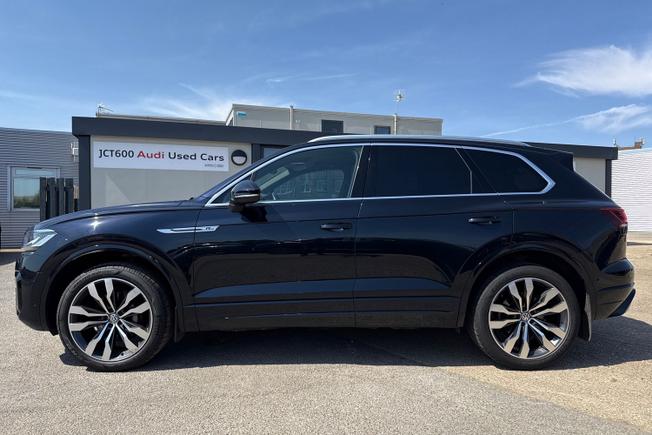 VOLKSWAGEN Touareg Photo 27