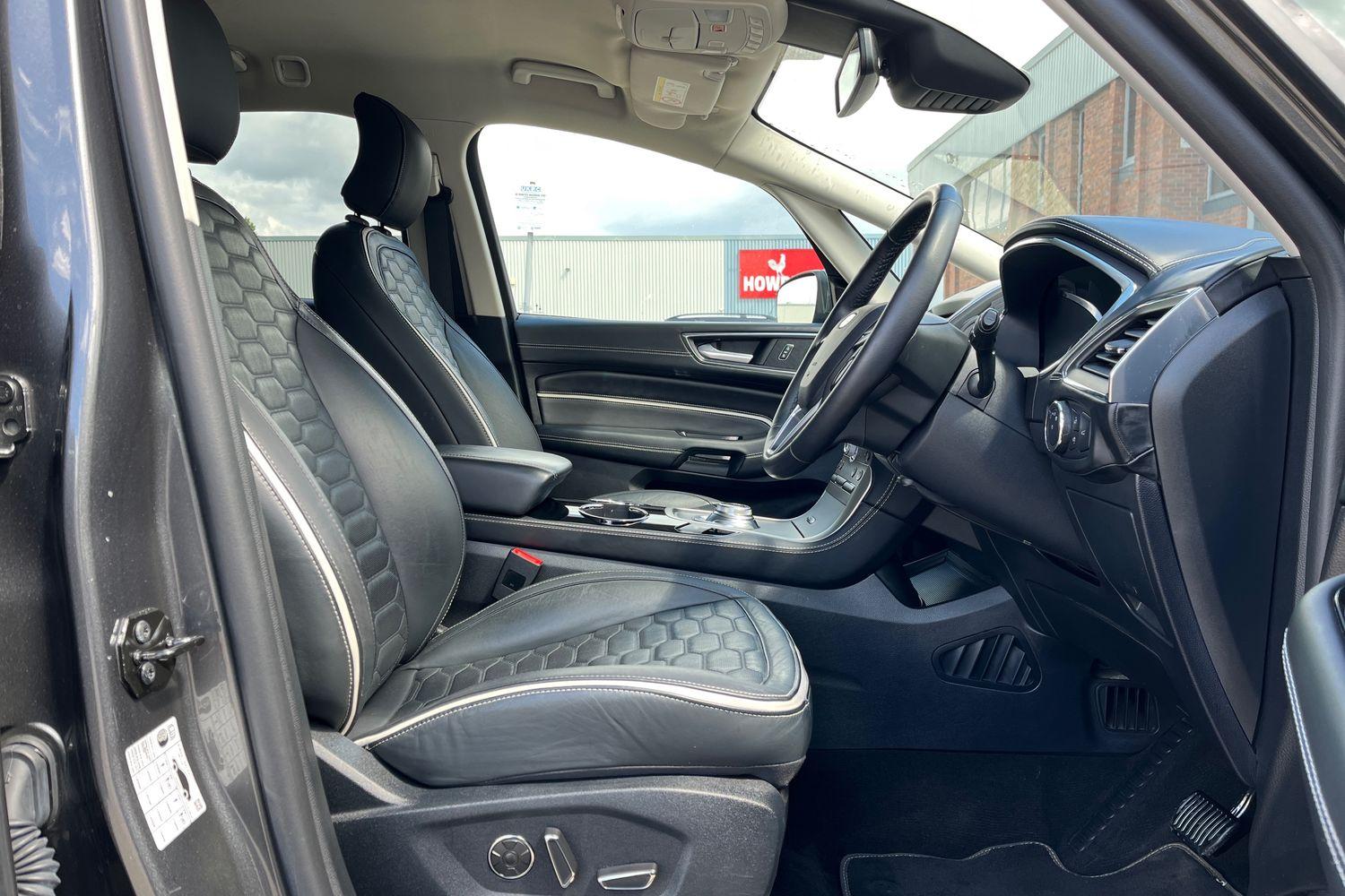 Ford S-Max Photo 30