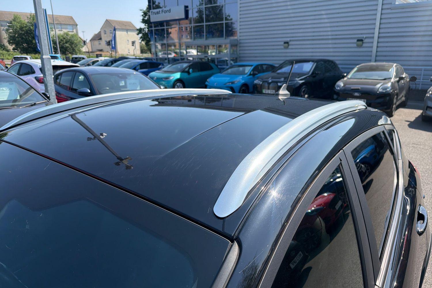 Ford FIESTA Photo 31