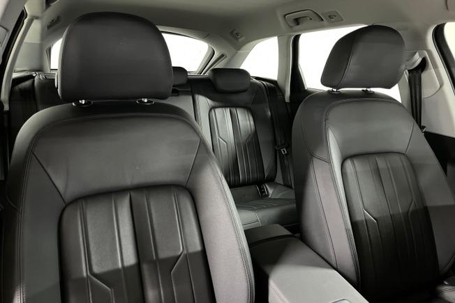 AUDI A6 Avant Photo 28