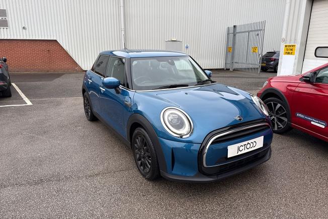 MINI Hatchback Photo 30