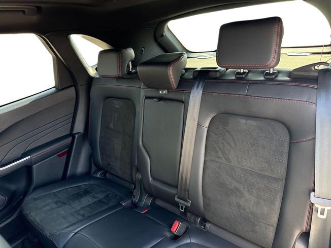 FORD Kuga Photo 9