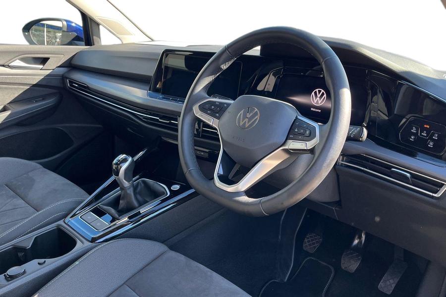 Volkswagen GOLF Photo autoimg-a9a887f1dde4376a776195f08f73d8aa4b8e9b52.jpg