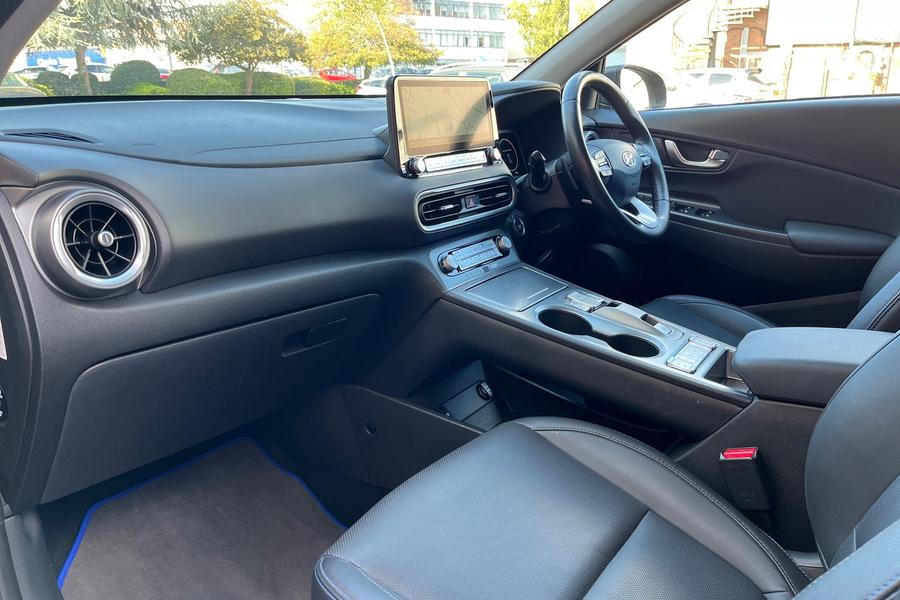 Hyundai KONA Photo autoimg-a9a8d70a7918412032eed23dd524f40b0233bf6a.jpg