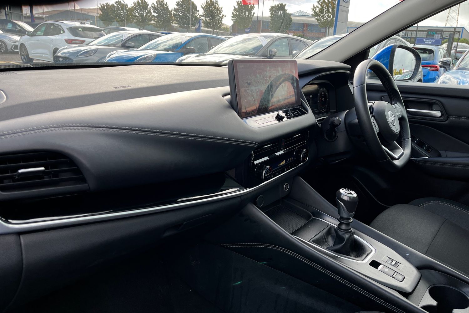 Nissan QASHQAI Photo 17