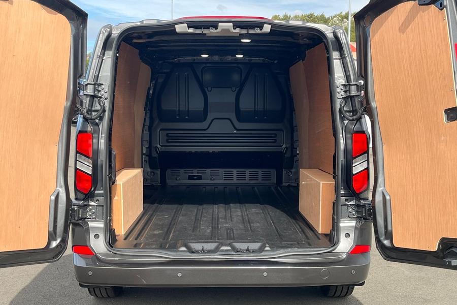 Ford TRANSIT CUSTOM Photo autoimg-a9a90e4f8736e3e55d0d2f7d2e8a7daa293a2353.jpg