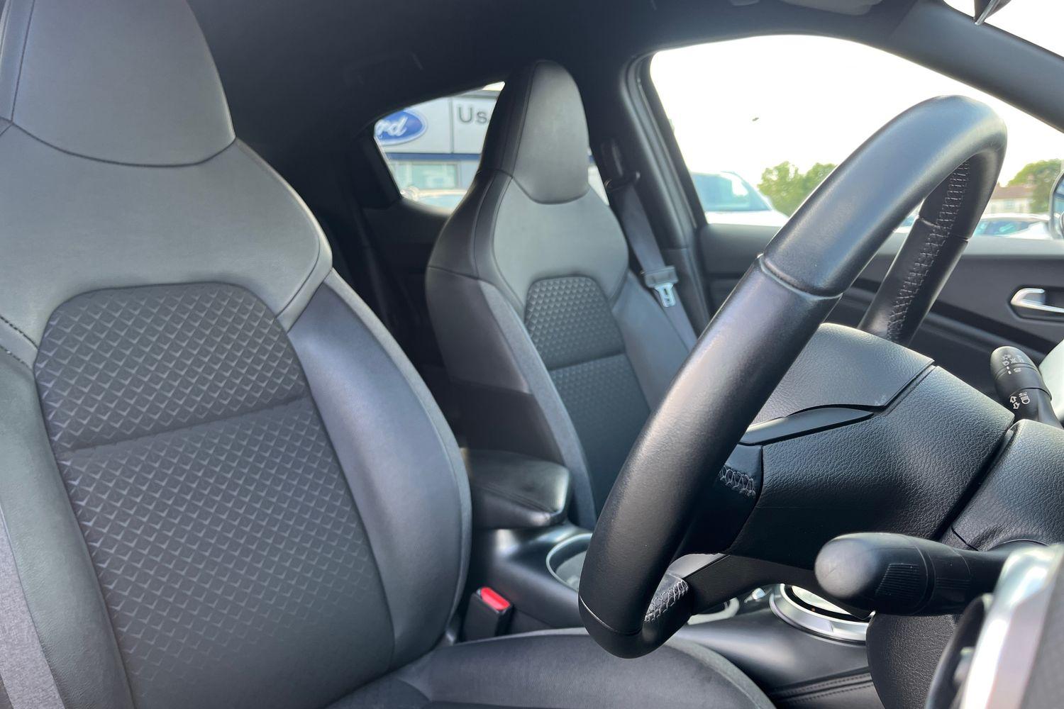Nissan JUKE Photo 16