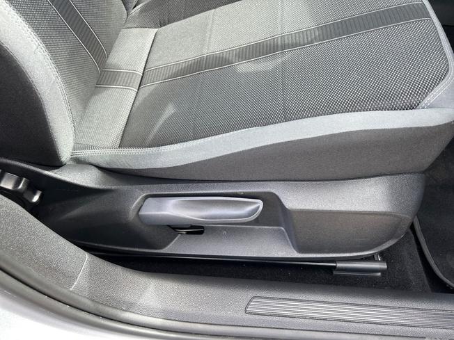 VOLKSWAGEN Polo Photo 40