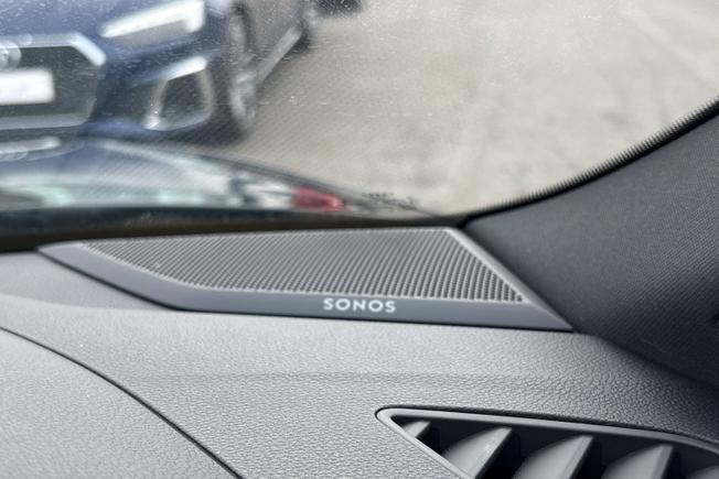 Audi Q3 Photo 41