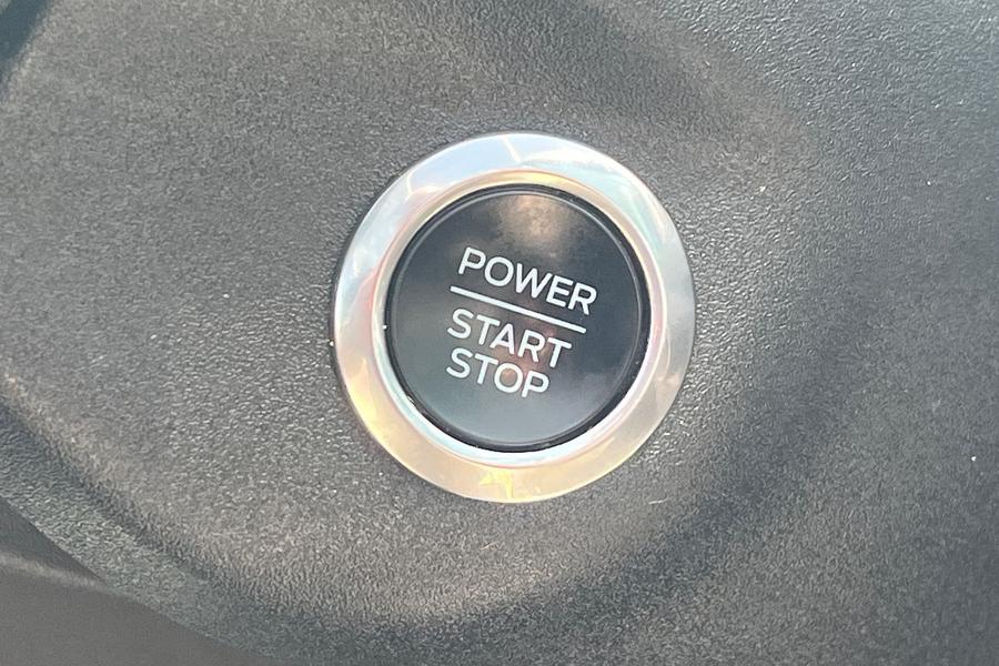 Ford TRANSIT Photo autoimg-a9b5030b5bc33b1539a92cae7d936e2adb10e2e8.jpg