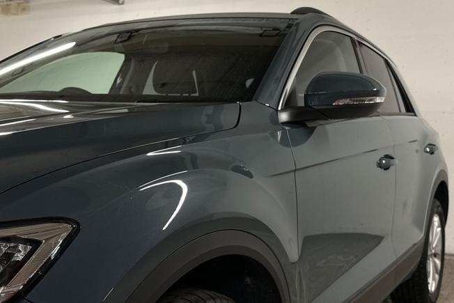 VOLKSWAGEN T-Roc Photo 35