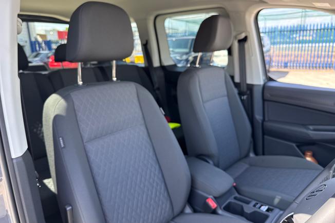 VOLKSWAGEN Caddy Photo 34