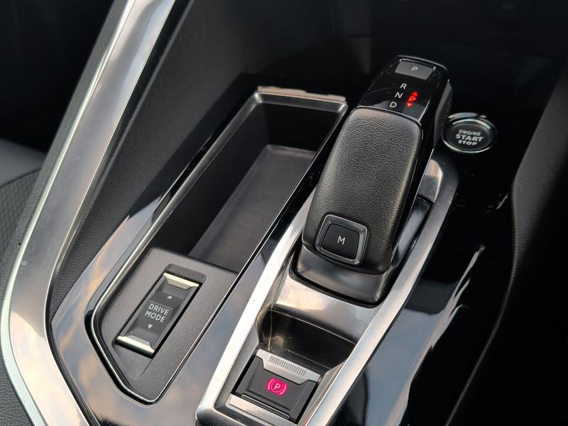 Used Peugeot 3008 NU22CGG 39