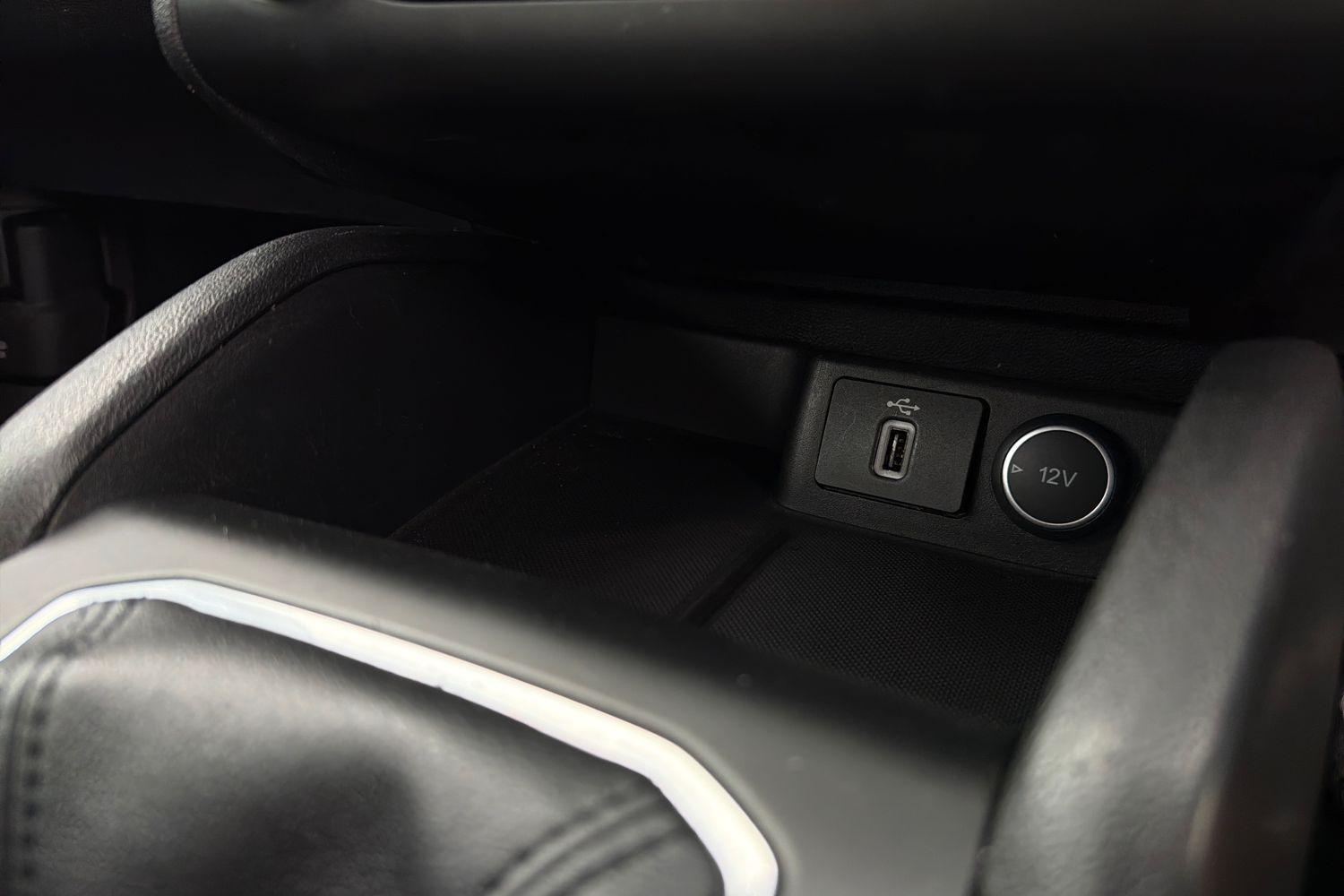 Ford FOCUS Photo 31