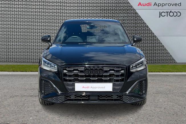 AUDI Q2 Photo 8