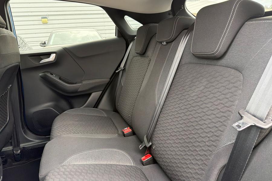Ford PUMA Photo autoimg-a9c696b3e38812e52685e23f4e8be2b791eaf1bd.jpg