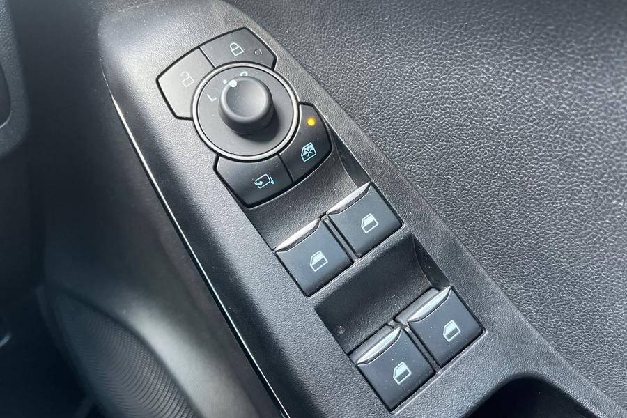 Ford PUMA Photo autoimg-a9c9927531619a3cf68a0815ae48ab8b2646855c.jpg