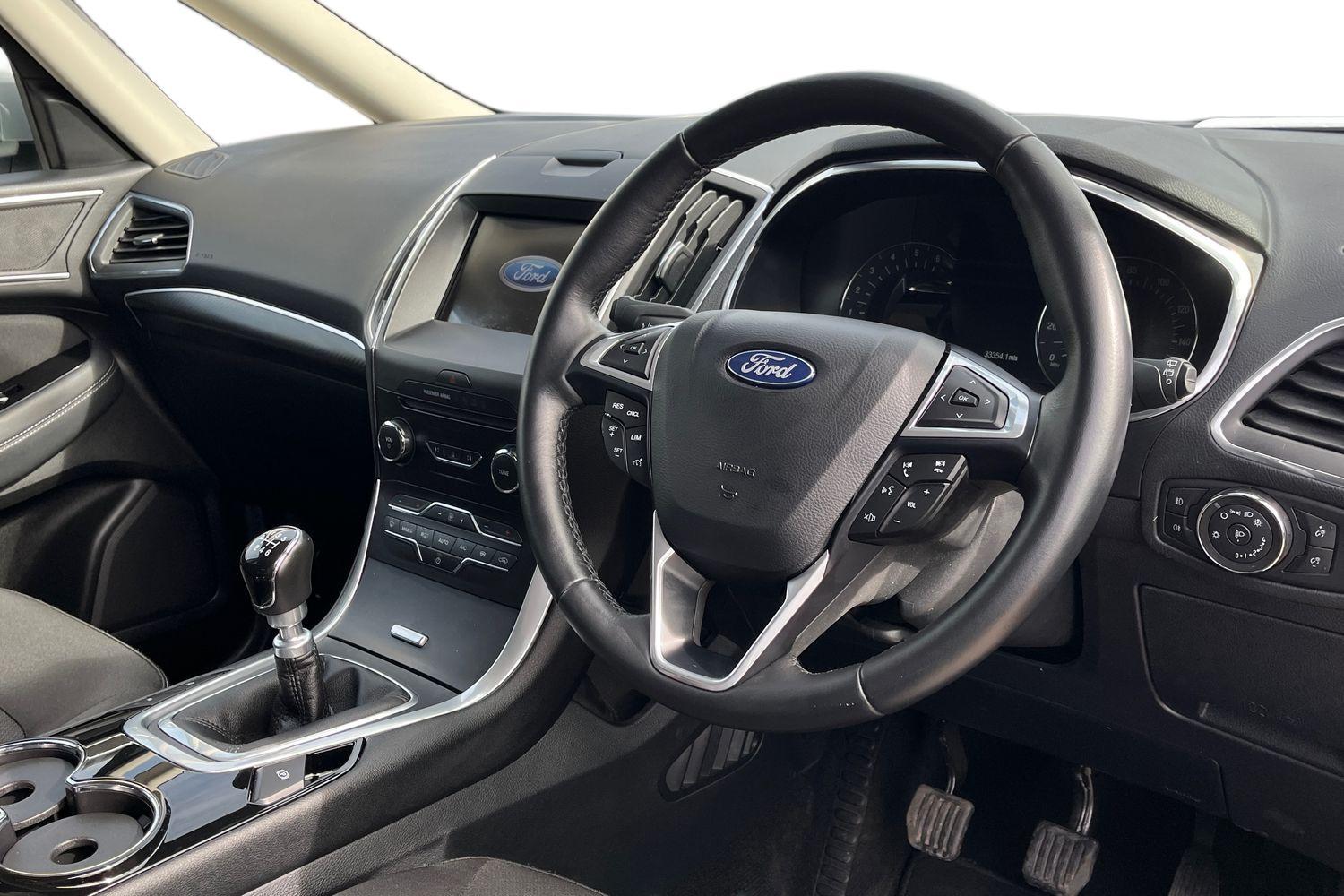 Ford GALAXY Photo 8