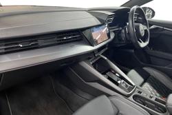 AUDI S3 Photo 2