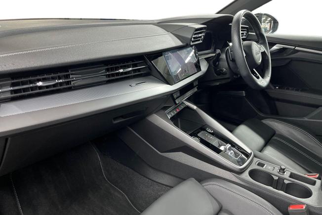 Audi A3 Photo 2