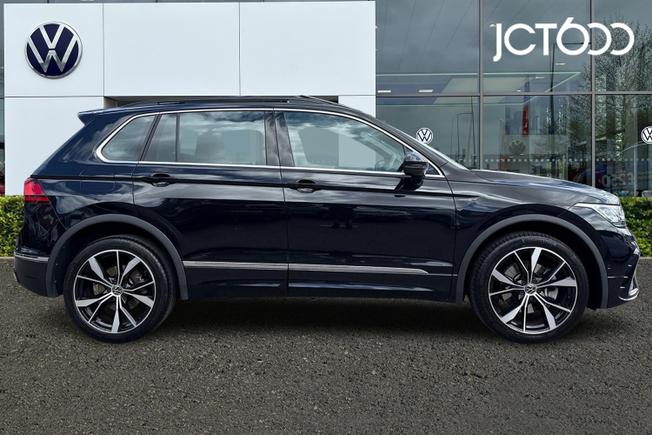 VOLKSWAGEN Tiguan Photo 4