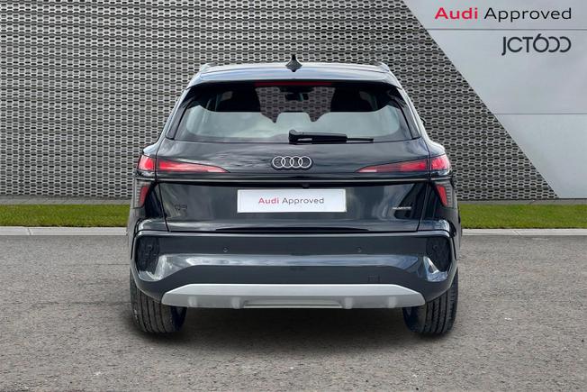 AUDI Q3 Photo 7