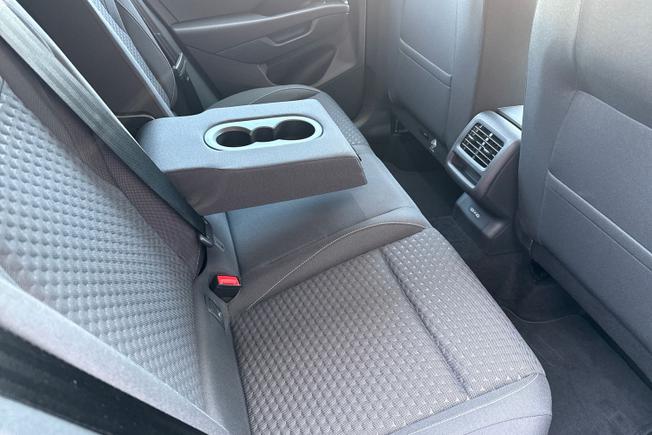 VOLKSWAGEN T-Roc Photo 24