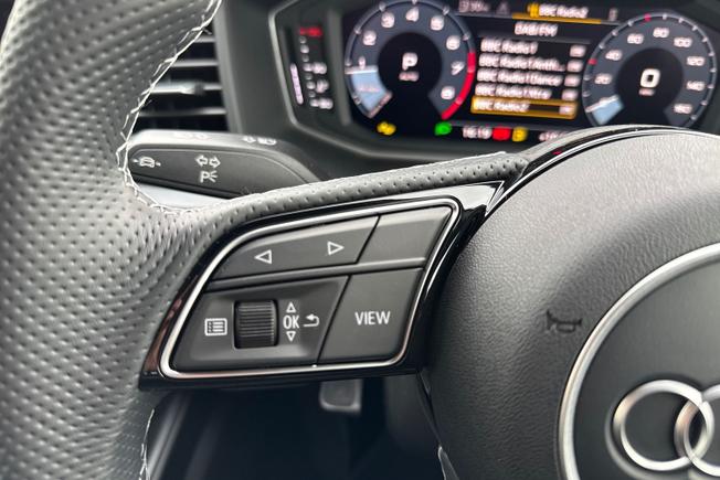 AUDI  A1 Sportback  Photo 16