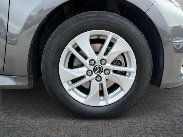 Mazda Mazda2 HYBRID Photo autoimg-a9da5451d71fdba8d53837103a184f8033c2894f.jpg