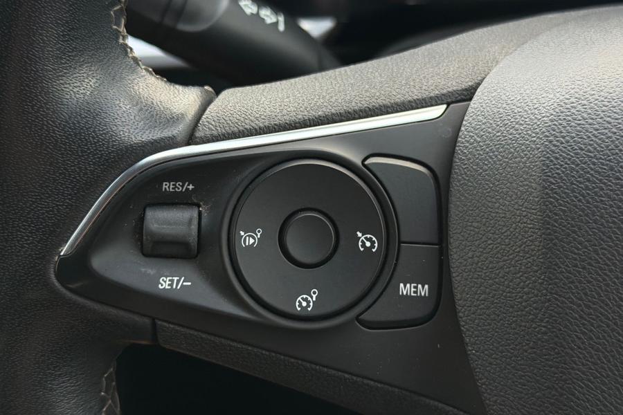 Vauxhall GRANDLAND Photo autoimg-a9de77b2bb58ec327b591636edd112f8aa21fc83.jpg