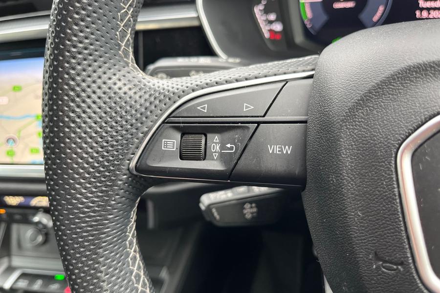 Audi Q3 Photo autoimg-a9dee07d5c650eae49b72acd9c8ea6010422a9bb.jpg