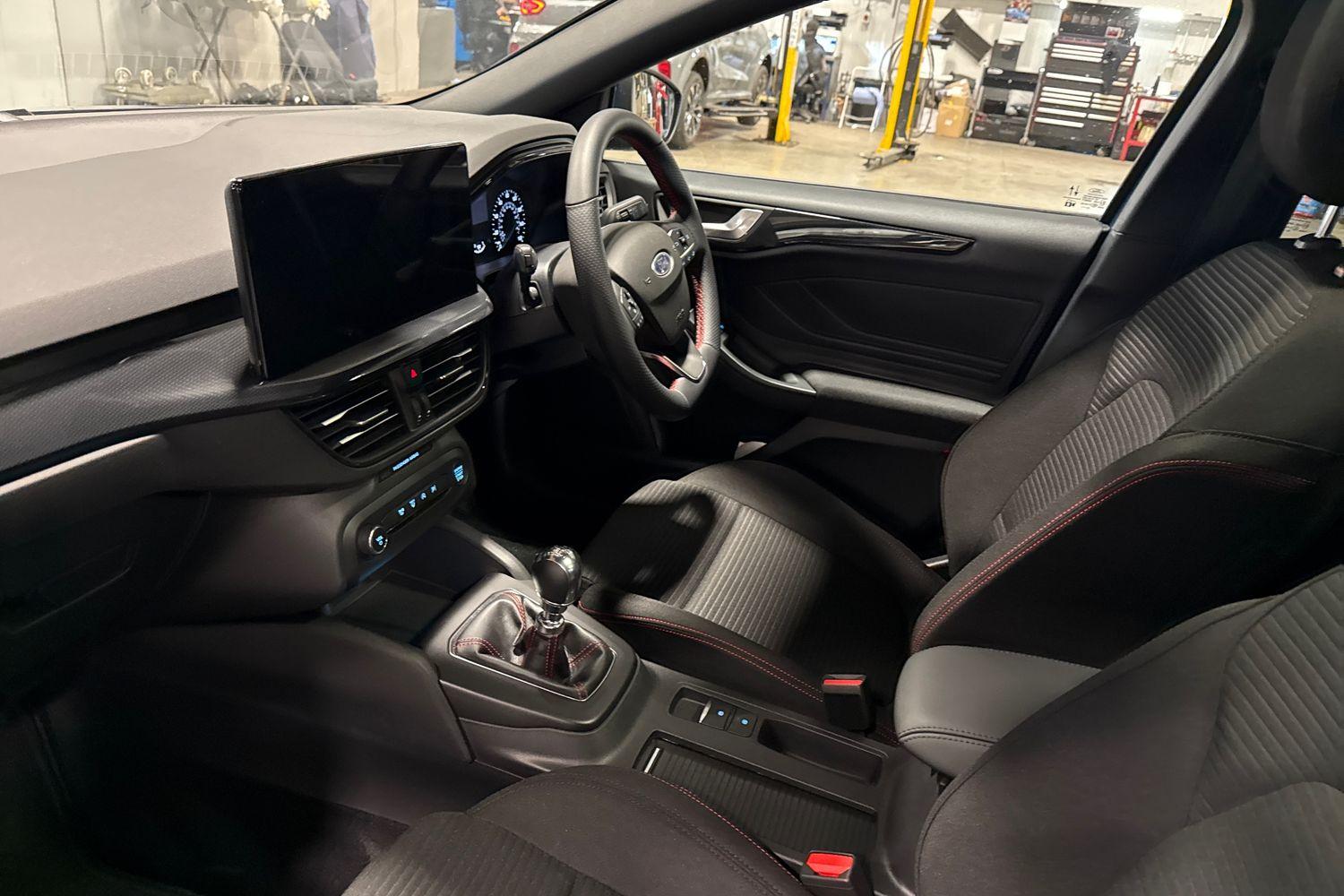 Ford FOCUS Photo 17