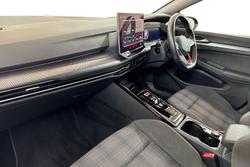 VOLKSWAGEN Golf Photo 2