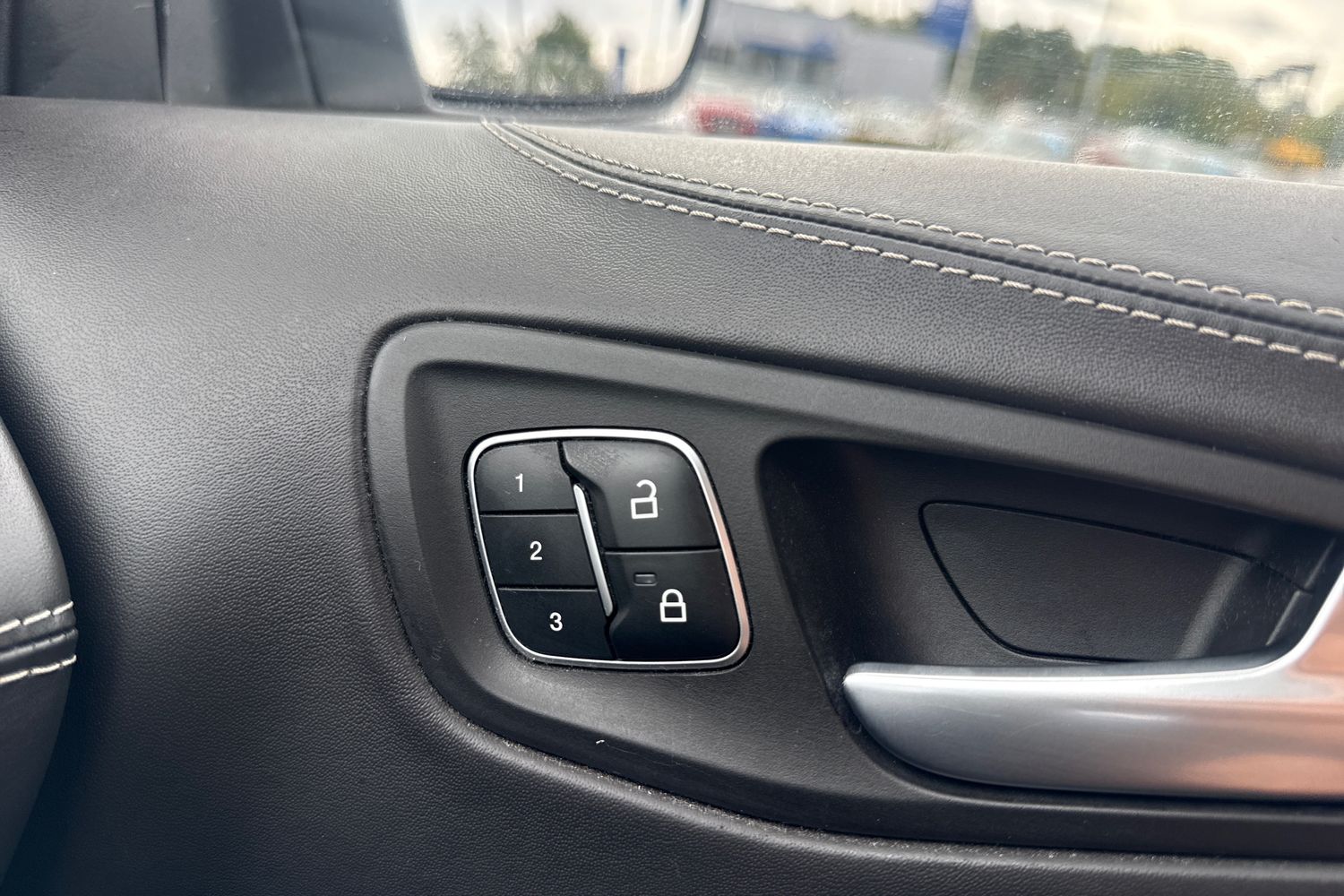 Ford KUGA VIGNALE Photo 33