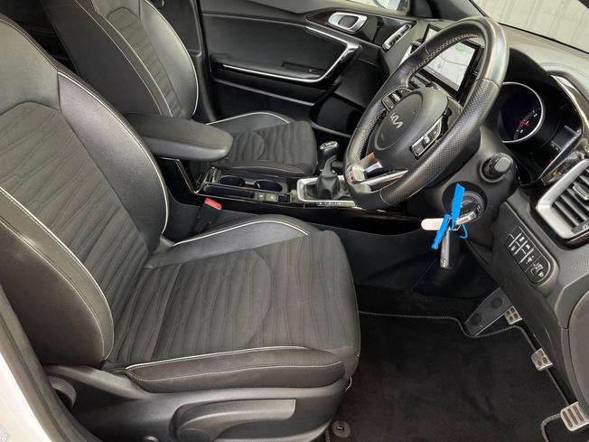 KIA Xceed Photo 28