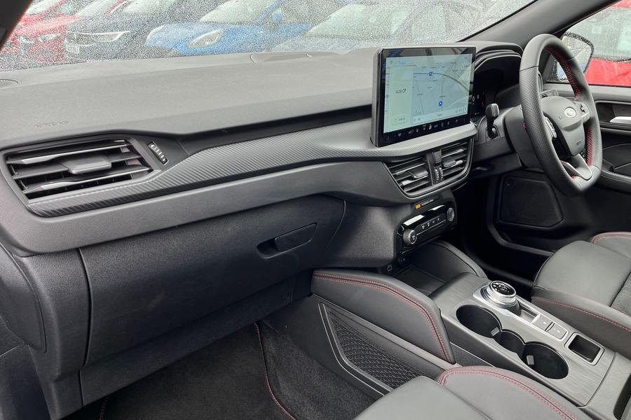 Ford Kuga Photo autoimg-a9f1f461d0b8170b0b80da89673e4a744bf629a4.jpg