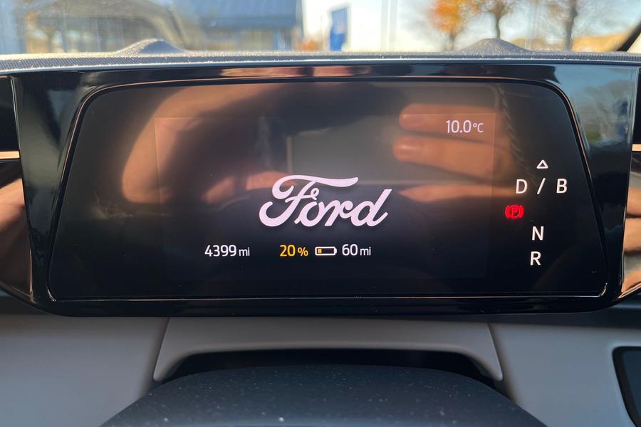 Ford Explorer Photo autoimg-a9f32a14cdcacadd2d40846f556c011f7fb6d2ce.jpg
